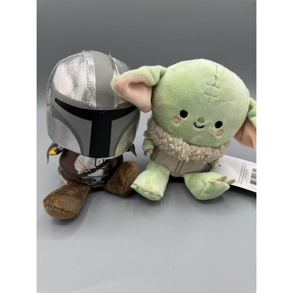 Hallmark Star Wars The Mandalorian & Grogu Magnetic Plush Set Disney NWT 8” - Picture 1 of 4